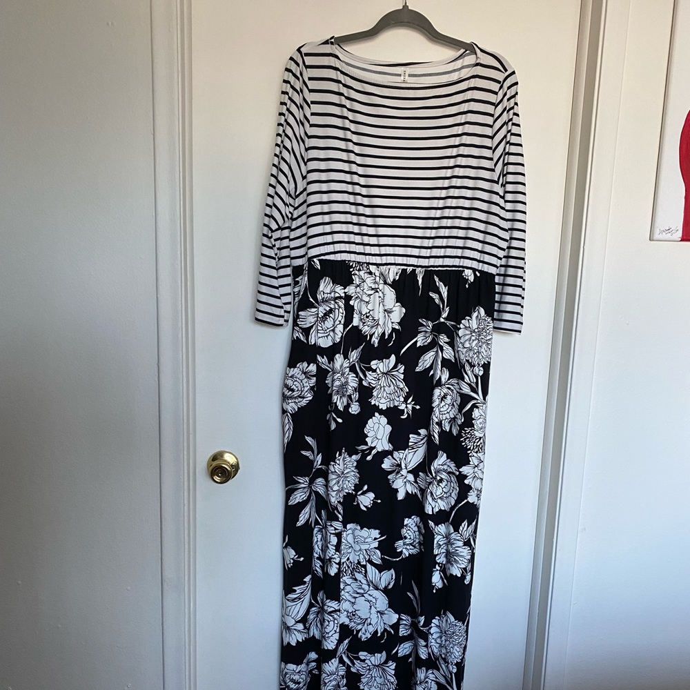 Soft stretchy Maxi dress